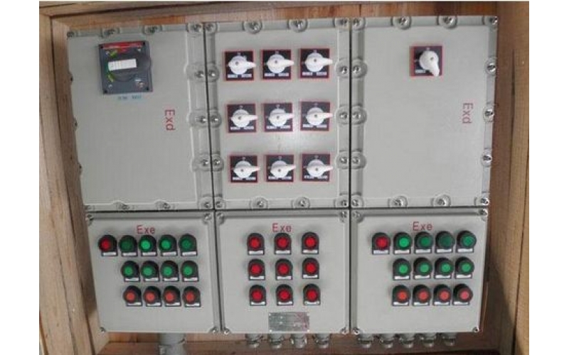 防爆照明配电箱使用的时候需要注意什么?